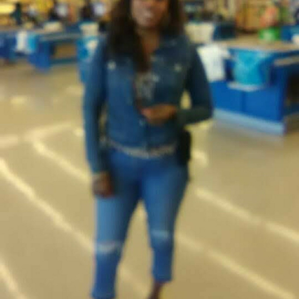 Meet your Posher, Melissa